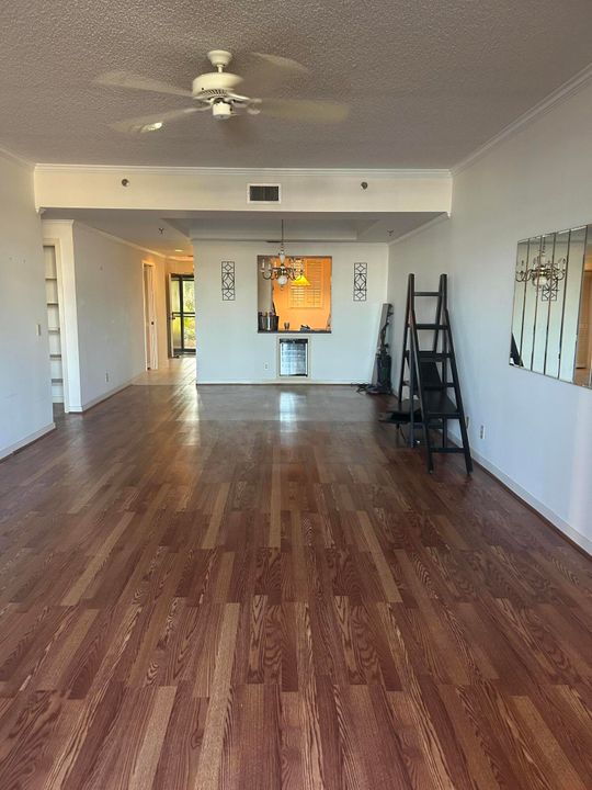 En Venta: $399,000 (2 camas, 2 baños, 1535 Pies cuadrados)