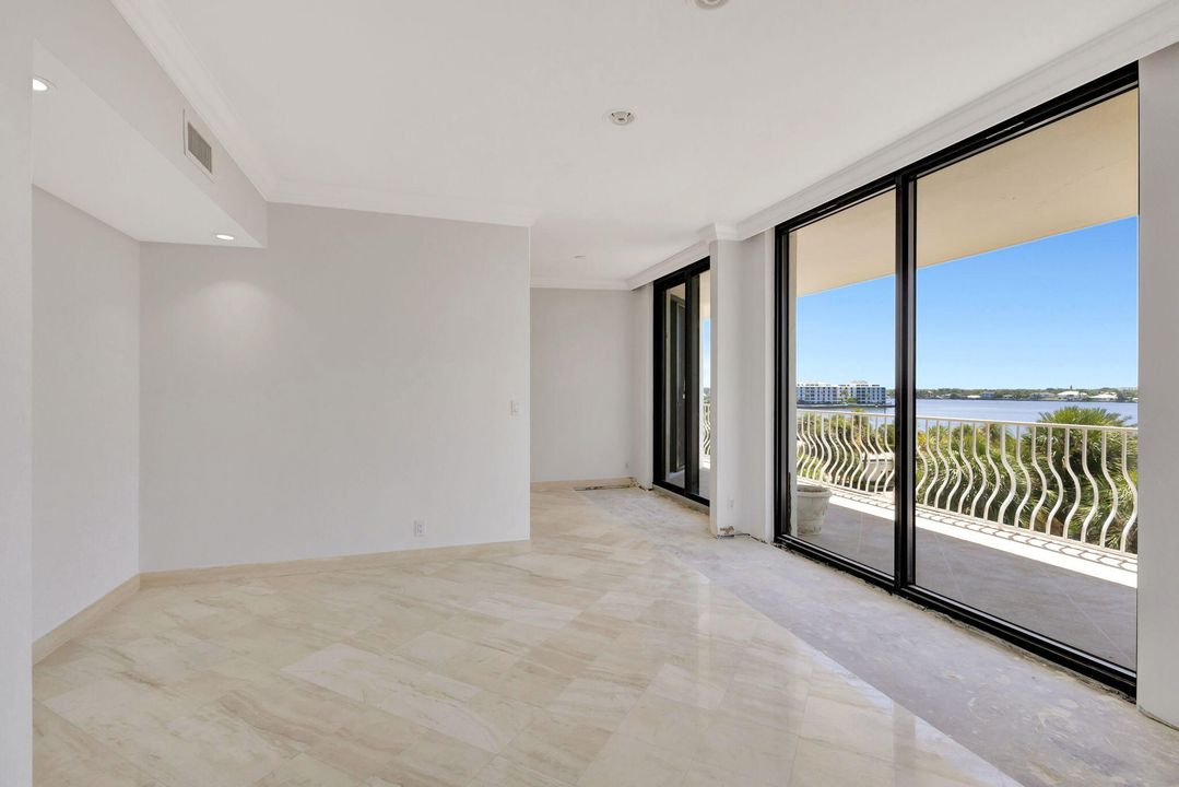 For Sale: $3,450,000 (3 beds, 3 baths, 3280 Square Feet)