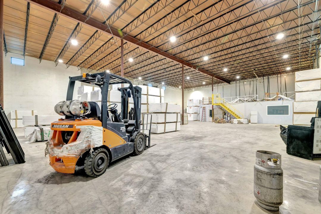 For Sale: $1,988,000 (0 beds, 0 baths, 8050 Square Feet)