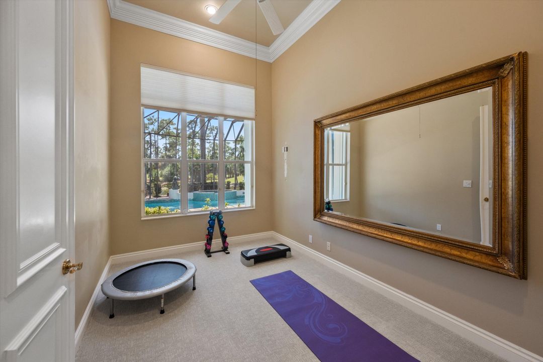 For Sale: $3,190,000 (4 beds, 4 baths, 5612 Square Feet)