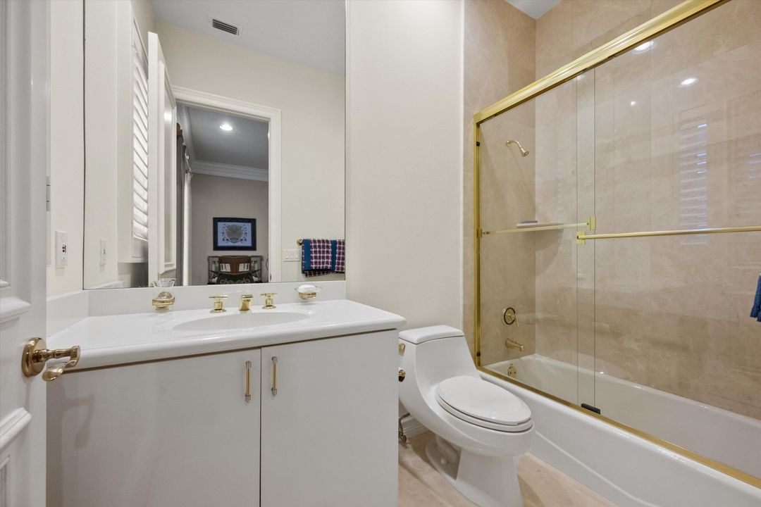 For Sale: $3,190,000 (4 beds, 4 baths, 5612 Square Feet)