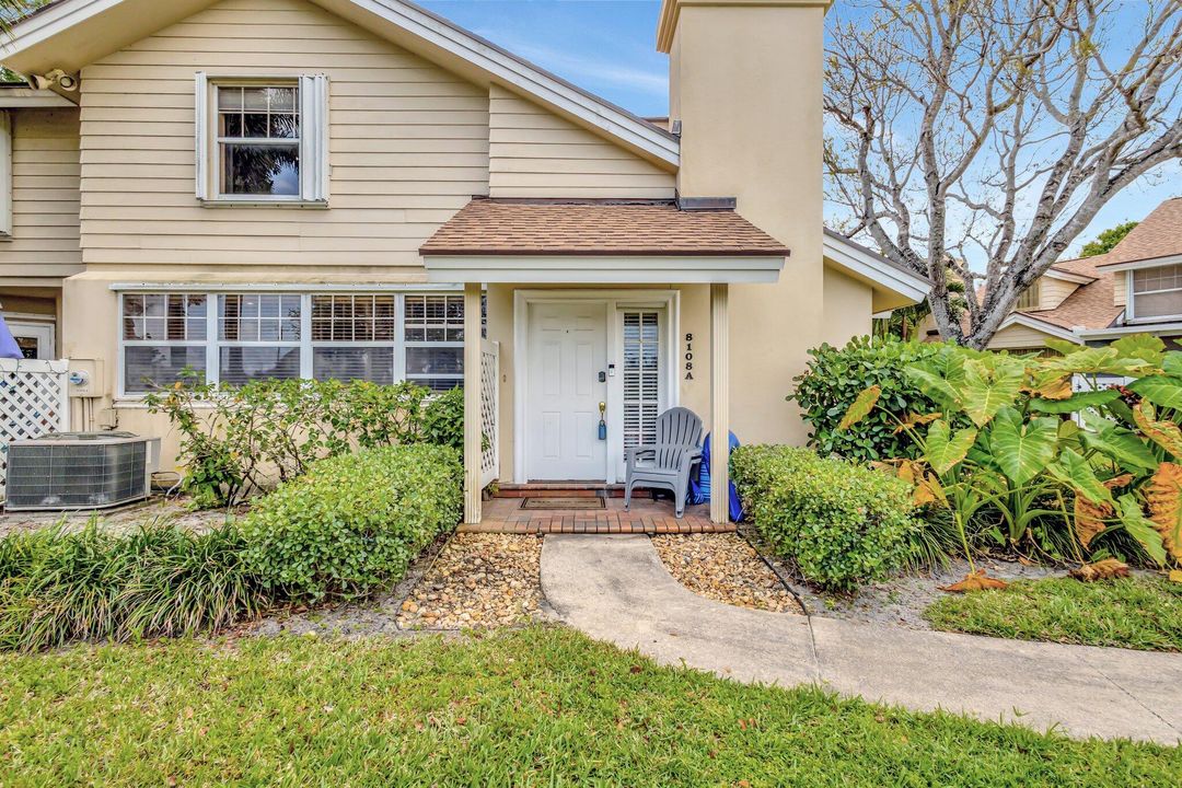 Recently Sold: $390,000 (3 beds, 2 baths, 1386 Square Feet)