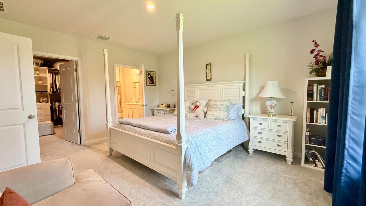 合同活跃: $320,000 (3 贝兹, 2 浴室, 1503 平方英尺)