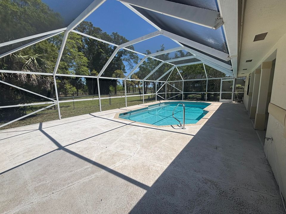 Недавно арендовано: $3,400 (3 спален, 2 ванн, 1992 Квадратных фут)