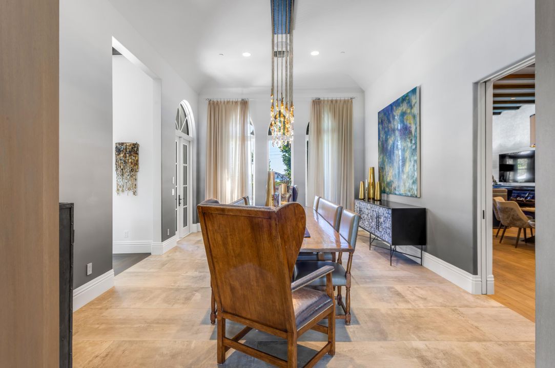 待售: $29,900,000 (7 贝兹, 8 浴室, 10385 平方英尺)