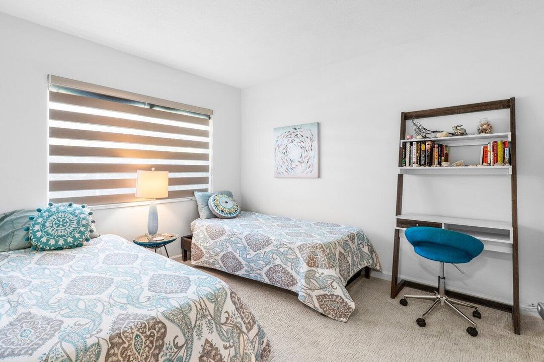 For Rent: $6,000 (3 beds, 2 baths, 1200 Square Feet)