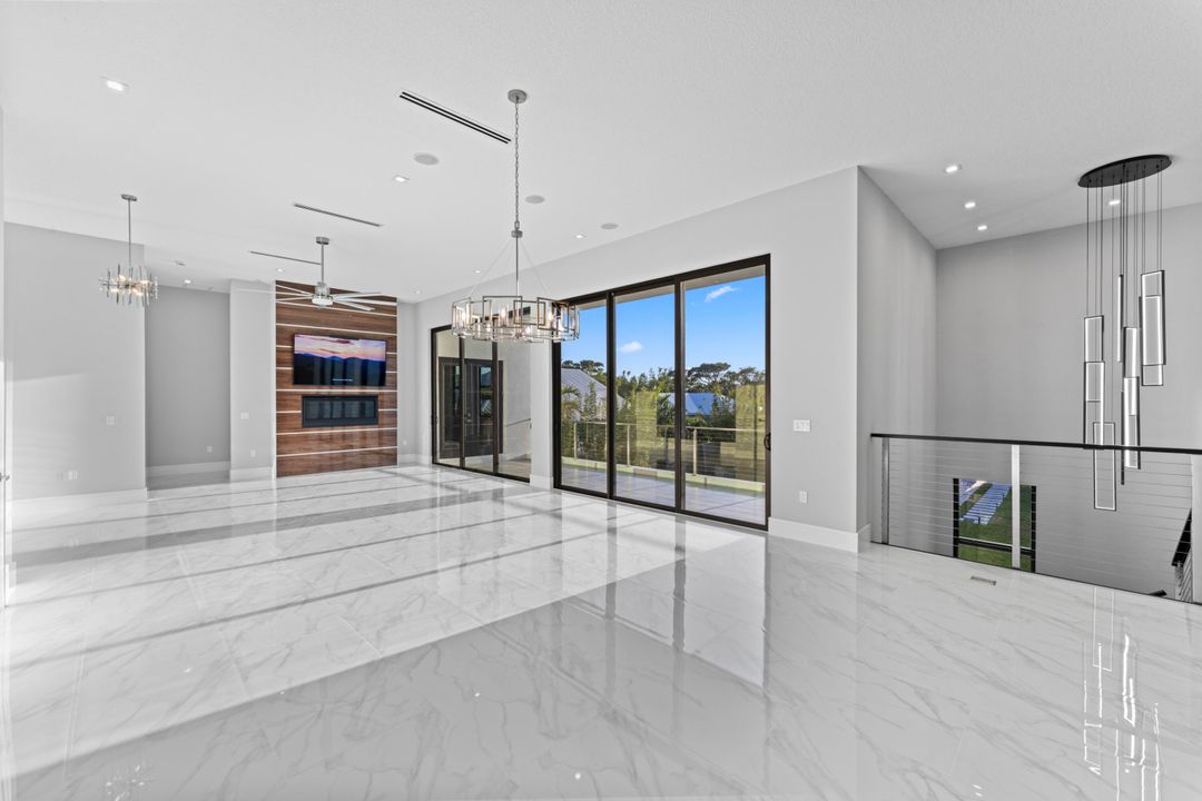 待售: $2,900,000 (4 贝兹, 4 浴室, 3588 平方英尺)