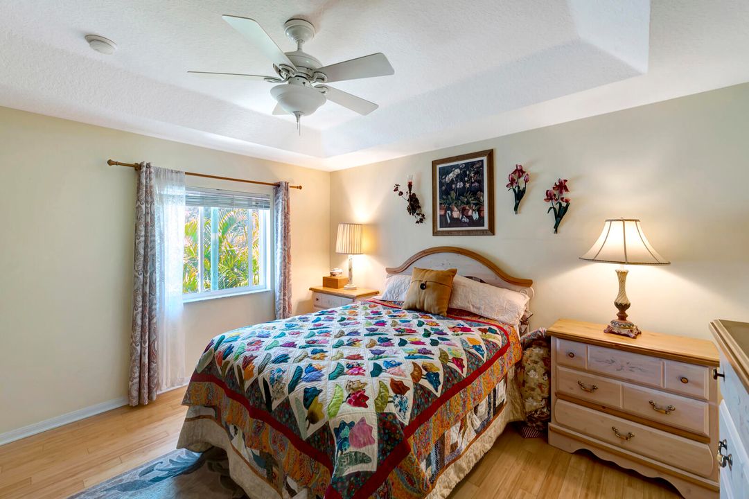 待售: $259,900 (3 贝兹, 2 浴室, 1679 平方英尺)