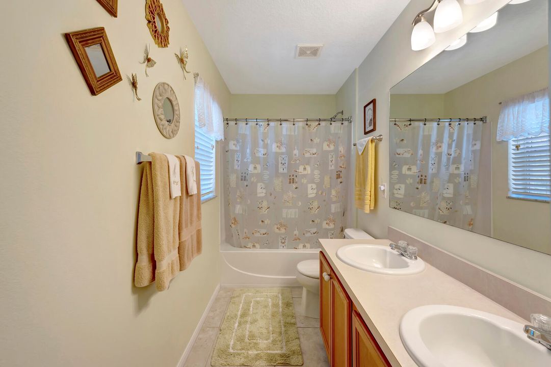 待售: $259,900 (3 贝兹, 2 浴室, 1679 平方英尺)