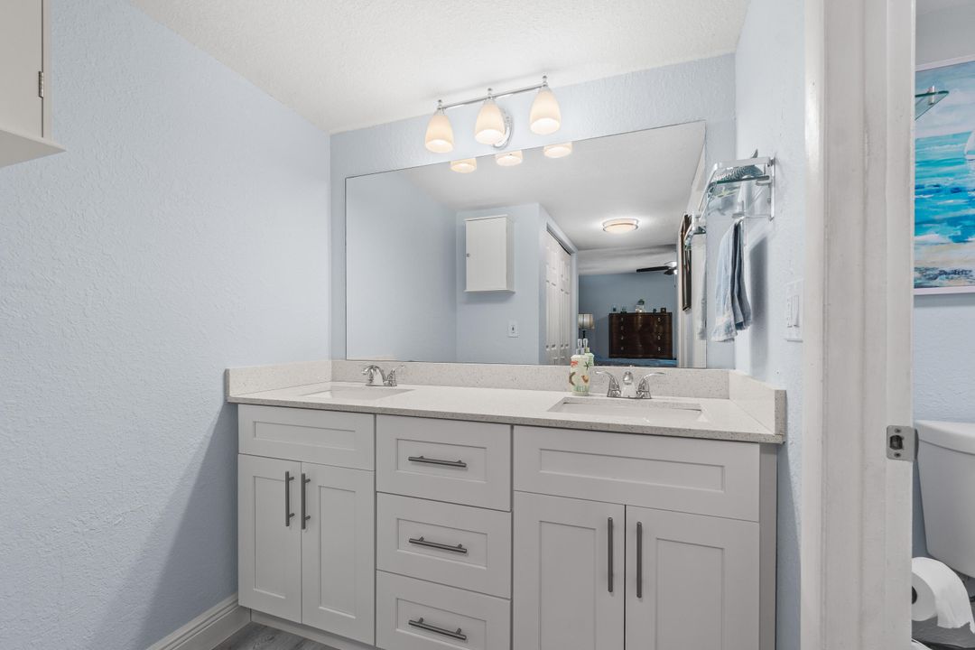 待售: $300,000 (2 贝兹, 2 浴室, 1380 平方英尺)