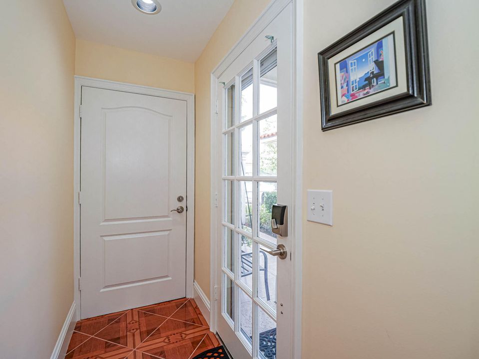 For Rent: $7,000 (2 beds, 2 baths, 1629 Square Feet)