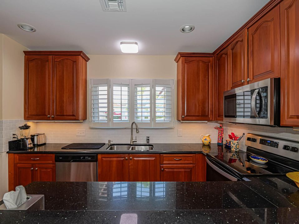 For Rent: $7,000 (2 beds, 2 baths, 1629 Square Feet)