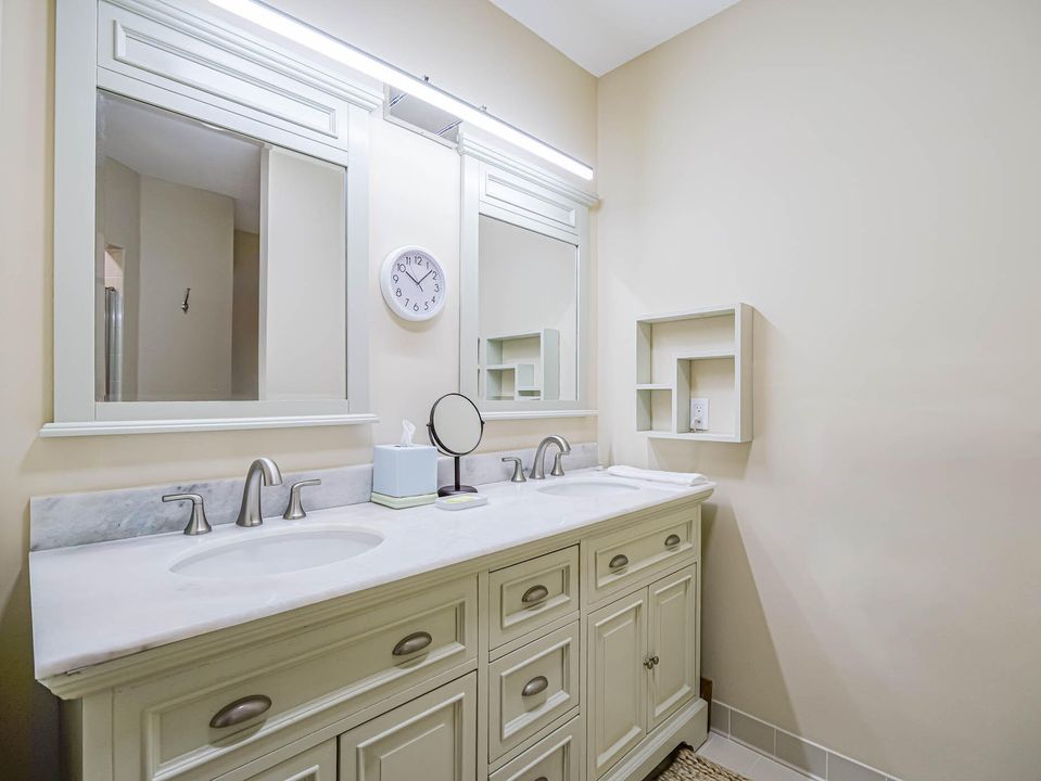 For Rent: $7,000 (2 beds, 2 baths, 1629 Square Feet)