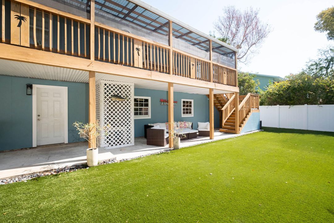 For Sale: $799,000 (4 beds, 2 baths, 1512 Square Feet)