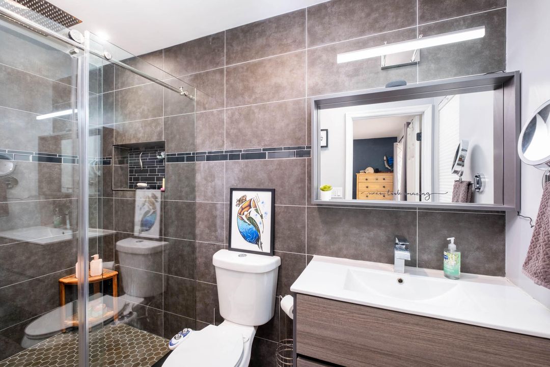 For Sale: $799,000 (4 beds, 2 baths, 1512 Square Feet)