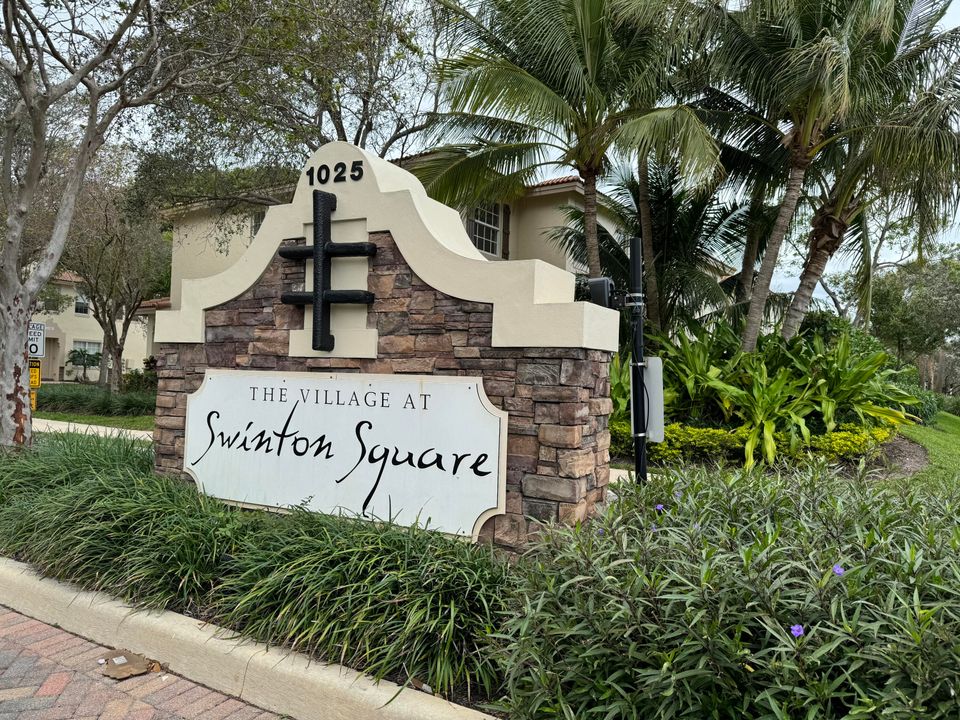 Recently Rented: $2,750 (3 beds, 2 baths, 1674 Square Feet)