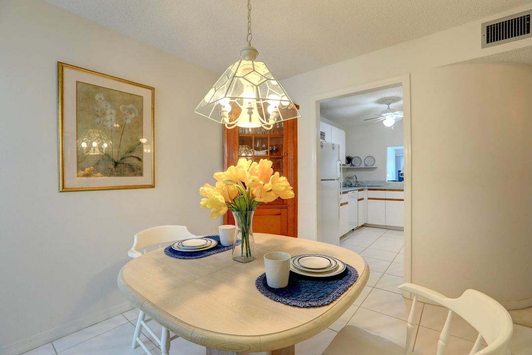 На продажу: $315,000 (2 спален, 2 ванн, 1285 Квадратных фут)