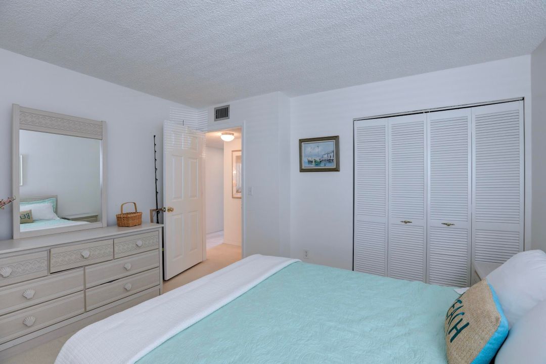 На продажу: $315,000 (2 спален, 2 ванн, 1285 Квадратных фут)