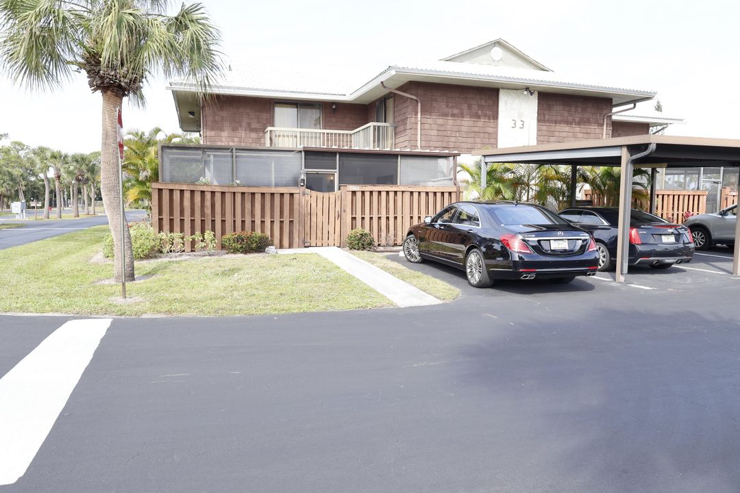 For Sale: $249,000 (2 beds, 2 baths, 1328 Square Feet)