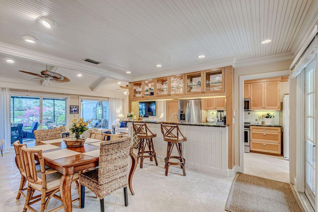 Active With Contract: $7,500 (2 beds, 2 baths, 1392 Square Feet)