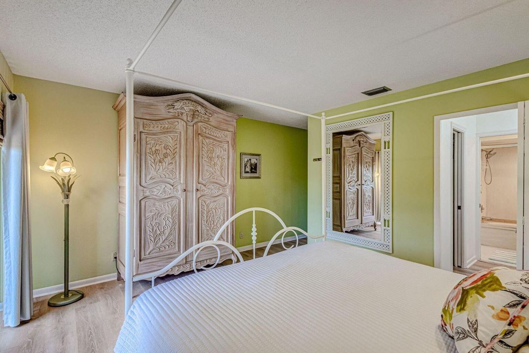 Active With Contract: $7,500 (2 beds, 2 baths, 1392 Square Feet)