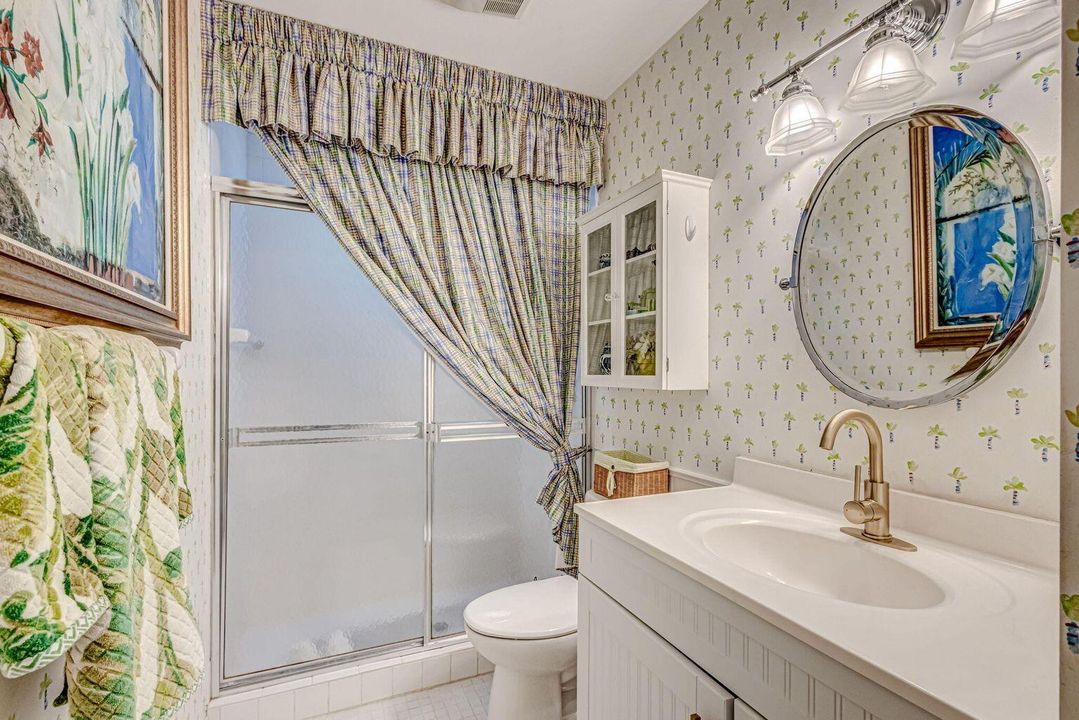 Active With Contract: $7,500 (2 beds, 2 baths, 1392 Square Feet)