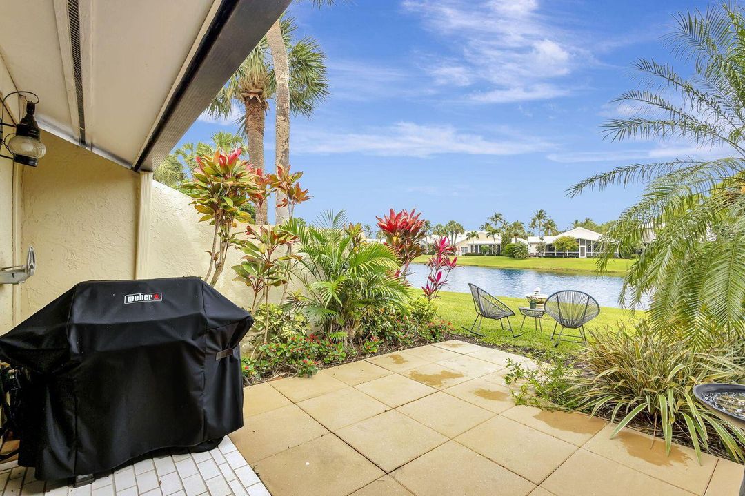 Active With Contract: $7,500 (2 beds, 2 baths, 1392 Square Feet)