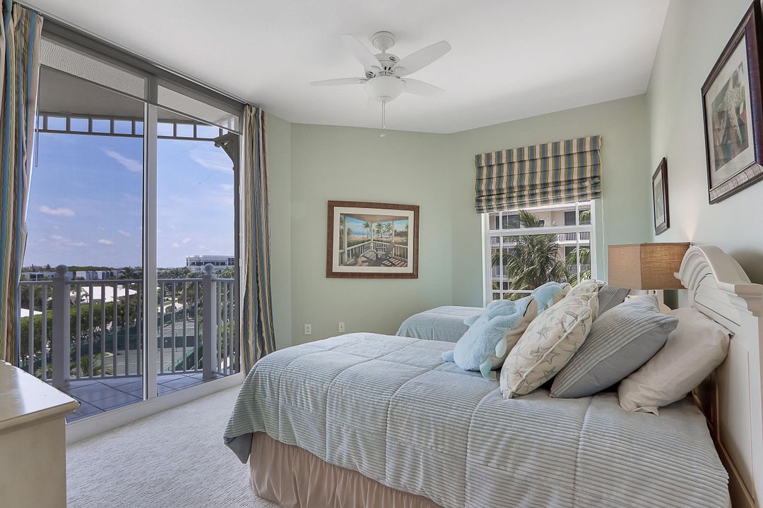 Activo con contrato: $13,000 (3 camas, 3 baños, 2457 Pies cuadrados)