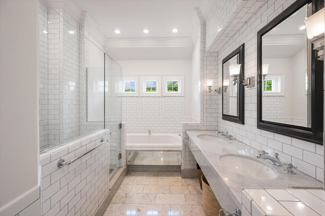 For Rent: $62,500 (4 beds, 4 baths, 3389 Square Feet)