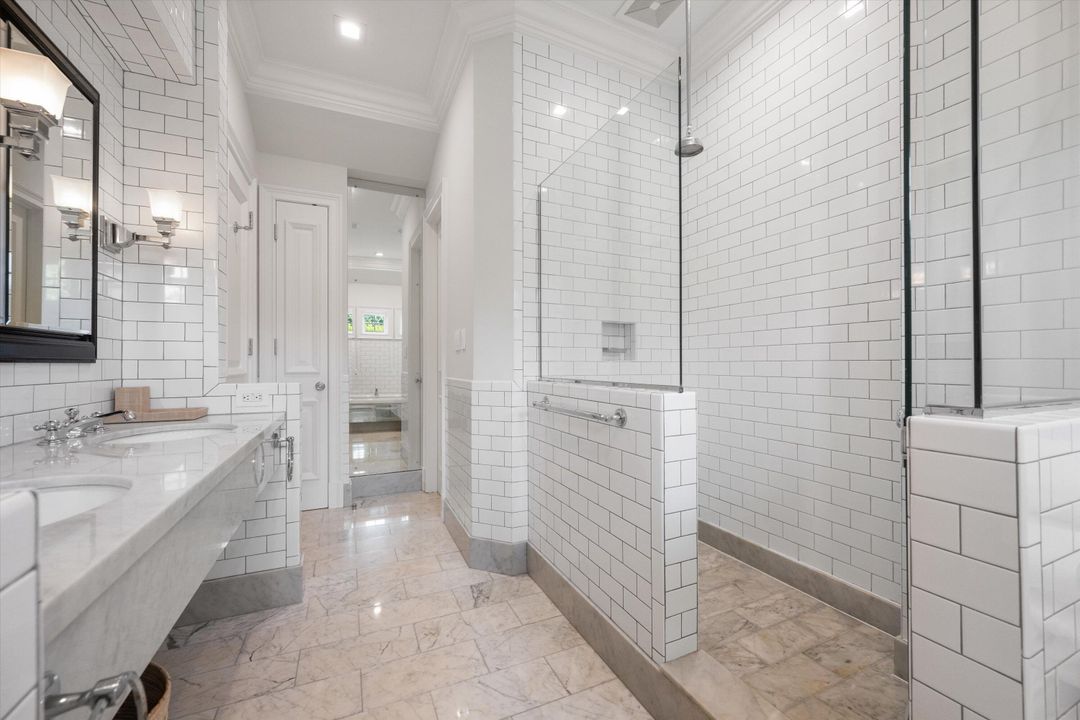 For Rent: $62,500 (4 beds, 4 baths, 3389 Square Feet)