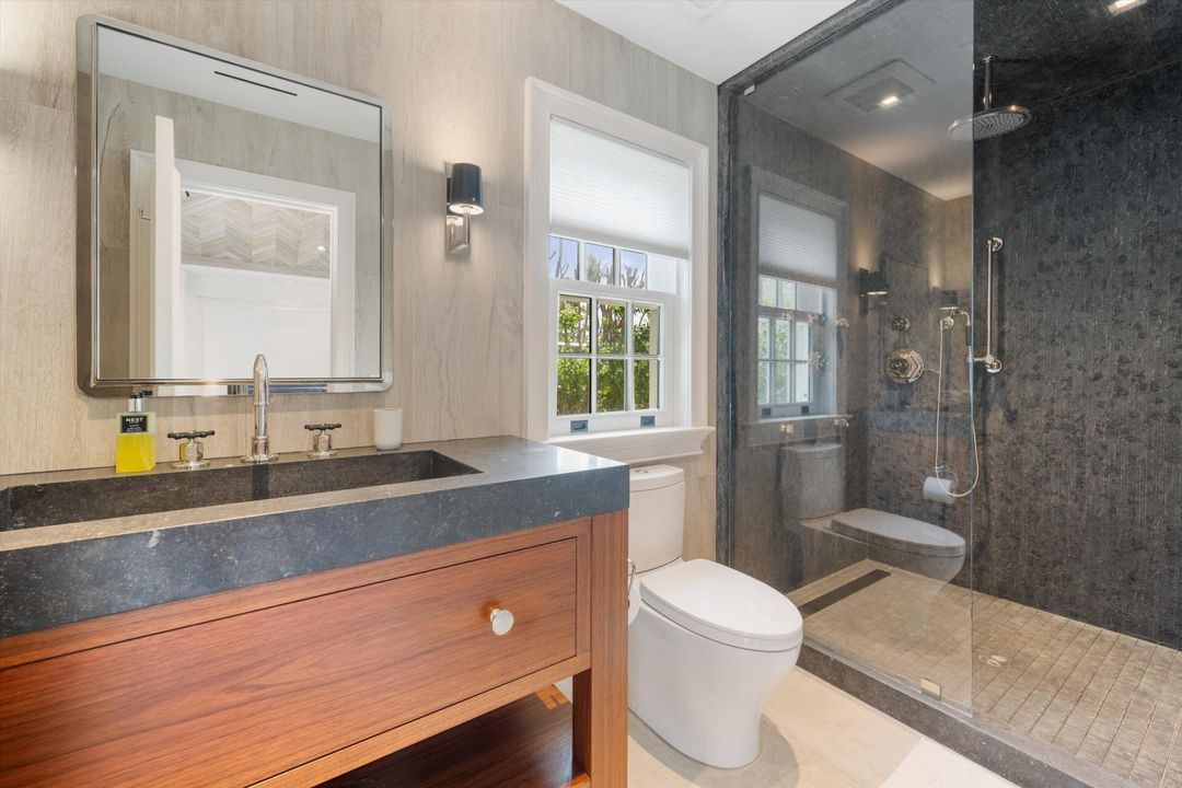 For Rent: $62,500 (4 beds, 4 baths, 3389 Square Feet)