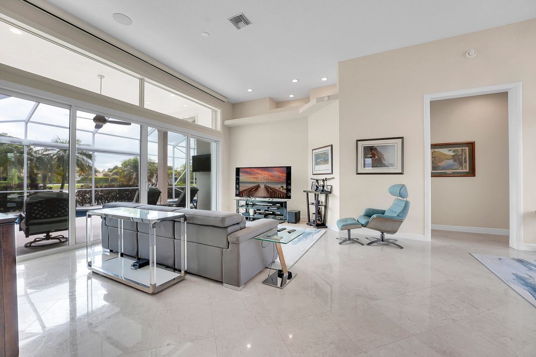 На продажу: $1,369,000 (4 спален, 3 ванн, 2391 Квадратных фут)