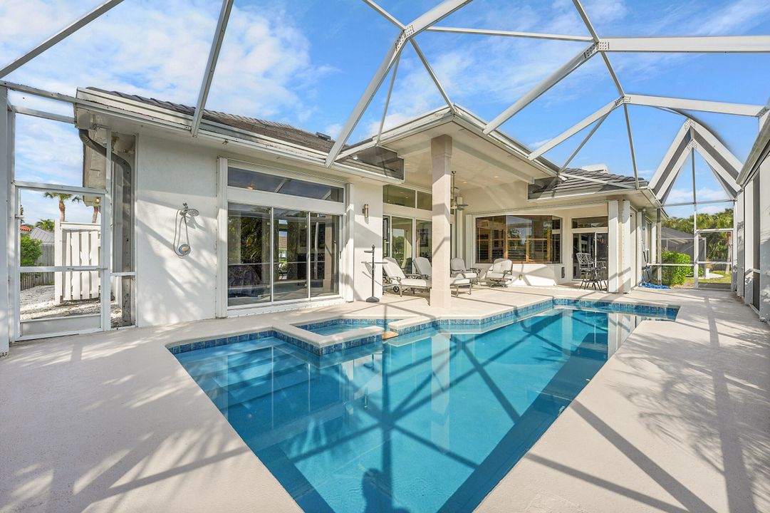 На продажу: $1,369,000 (4 спален, 3 ванн, 2391 Квадратных фут)