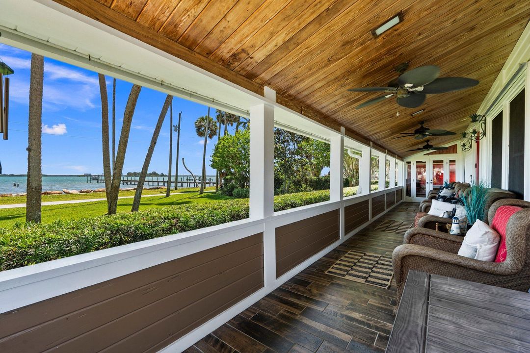 En Venta: $2,397,500 (5 camas, 2 baños, 3129 Pies cuadrados)