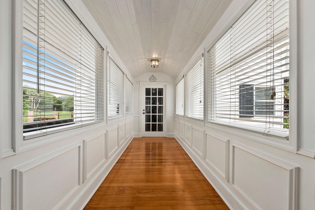 En Venta: $2,397,500 (5 camas, 2 baños, 3129 Pies cuadrados)