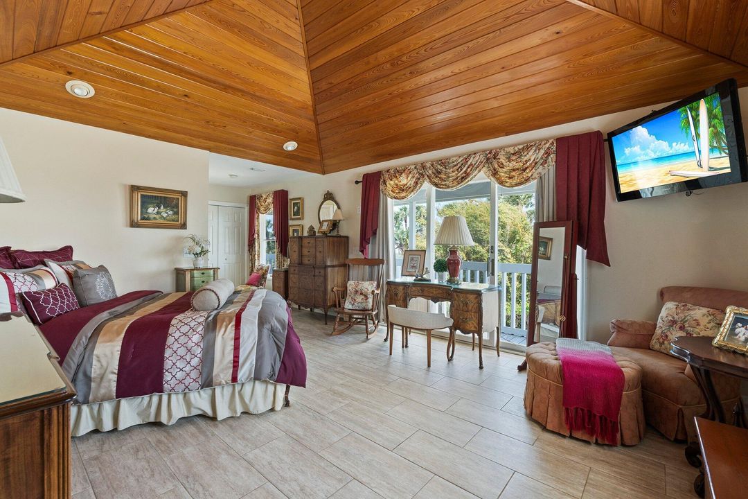 En Venta: $2,397,500 (5 camas, 2 baños, 3129 Pies cuadrados)