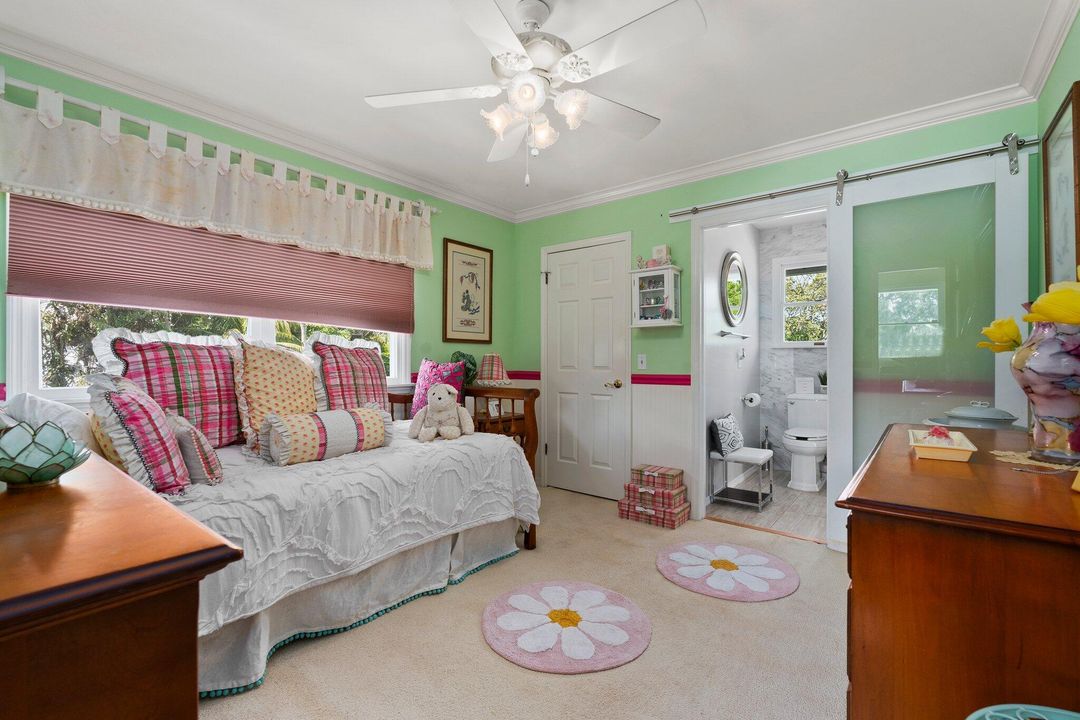 En Venta: $2,397,500 (5 camas, 2 baños, 3129 Pies cuadrados)