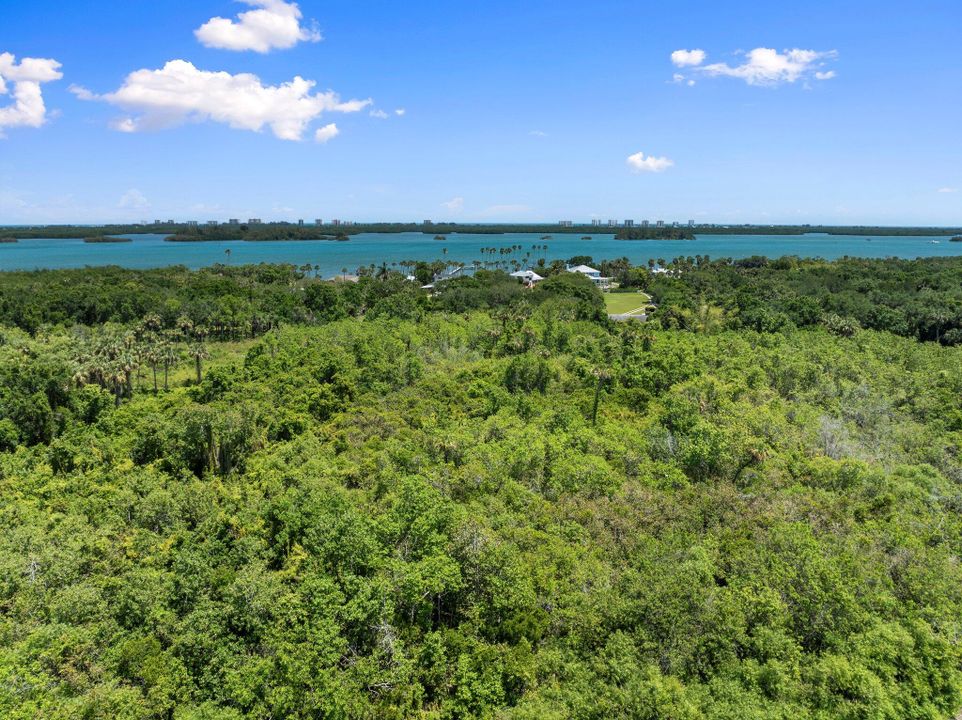 En Venta: $2,397,500 (5 camas, 2 baños, 3129 Pies cuadrados)