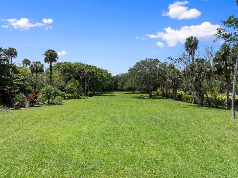 En Venta: $2,397,500 (5 camas, 2 baños, 3129 Pies cuadrados)