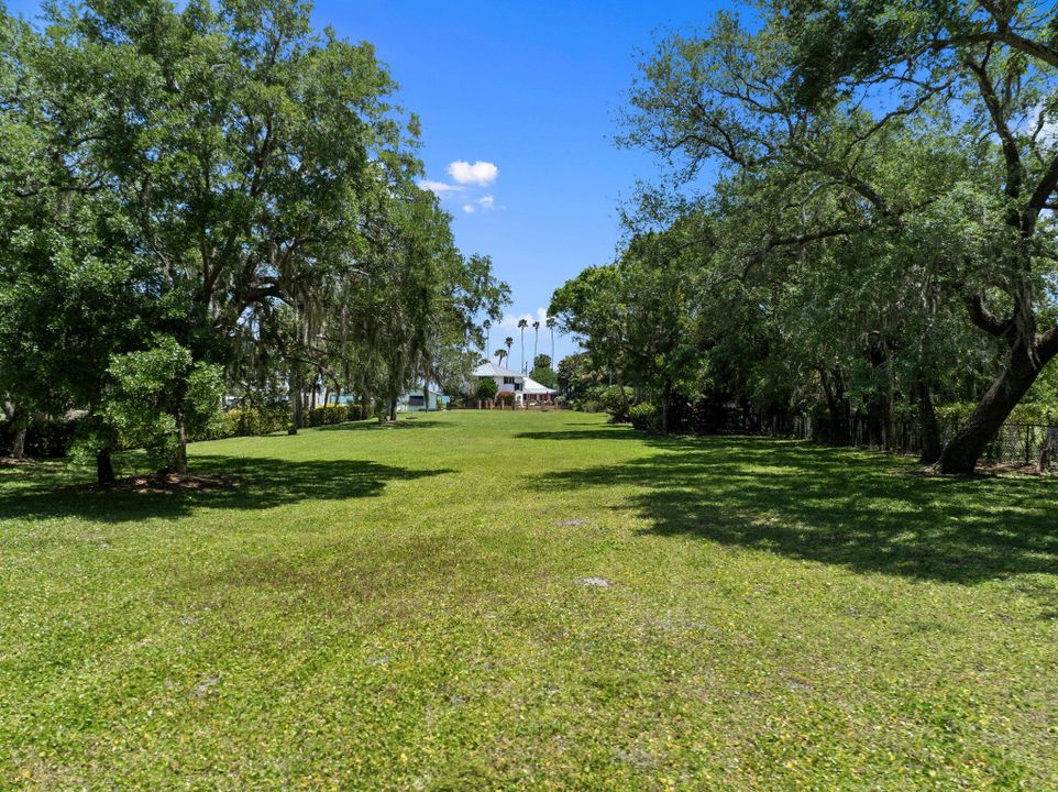 En Venta: $2,397,500 (5 camas, 2 baños, 3129 Pies cuadrados)