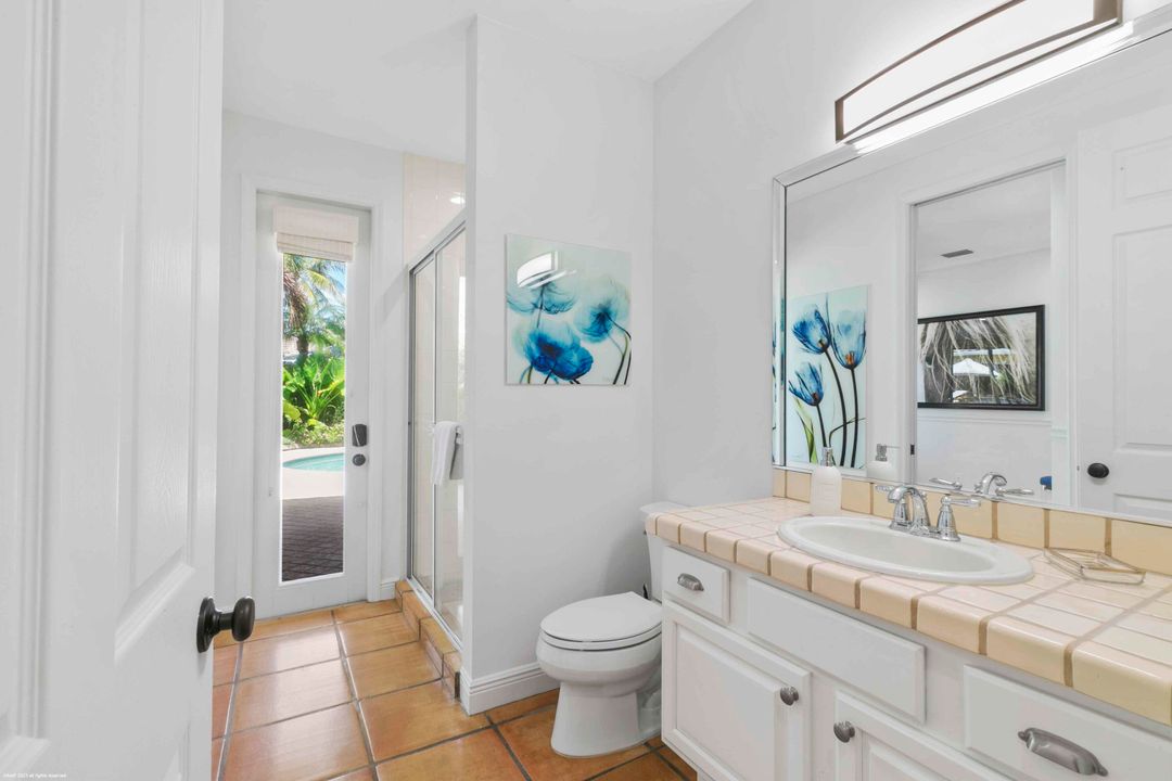 Active With Contract: $20,000 (3 beds, 3 baths, 1754 Square Feet)