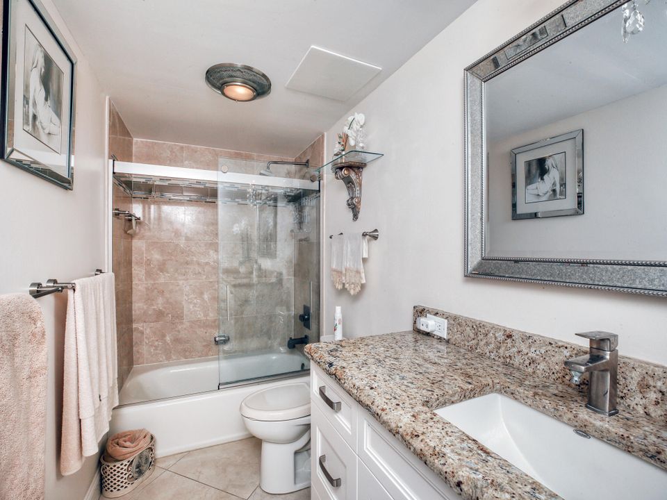 Active With Contract: $15,000 (2 beds, 2 baths, 1470 Square Feet)