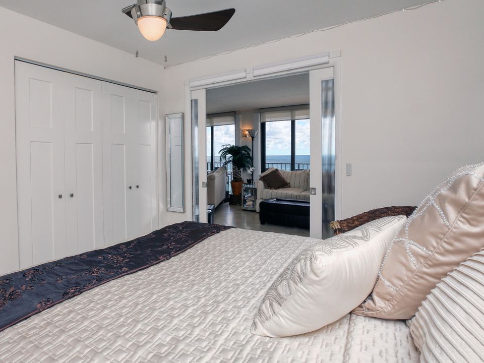 Active With Contract: $15,000 (2 beds, 2 baths, 1470 Square Feet)