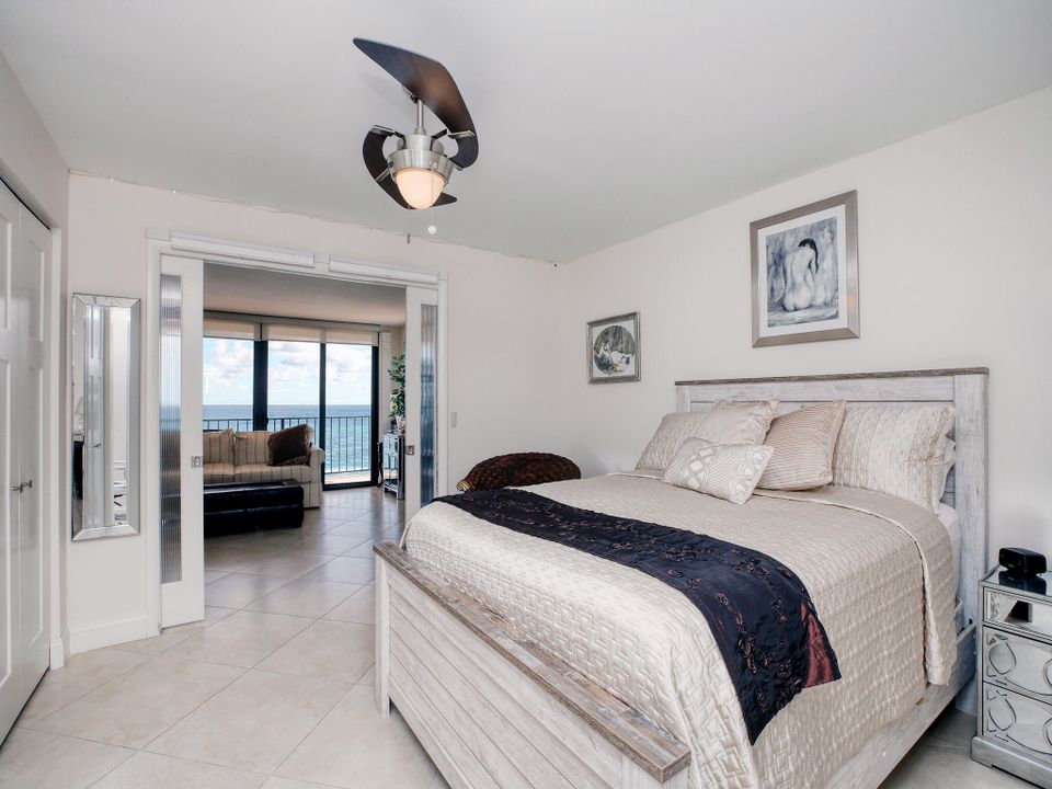 Active With Contract: $15,000 (2 beds, 2 baths, 1470 Square Feet)