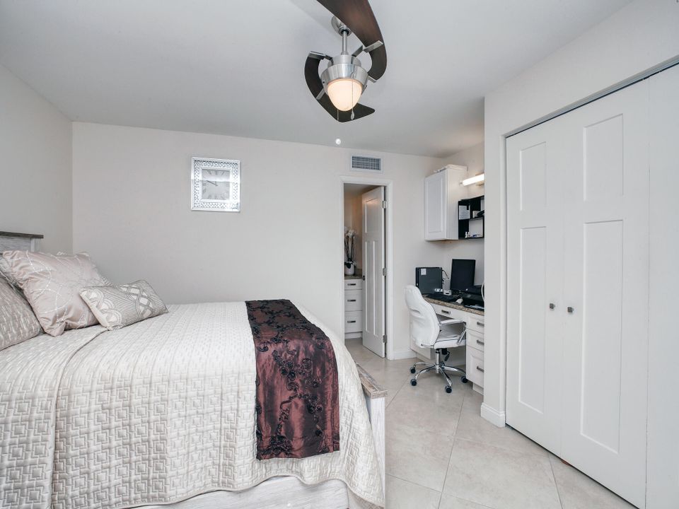 Active With Contract: $15,000 (2 beds, 2 baths, 1470 Square Feet)