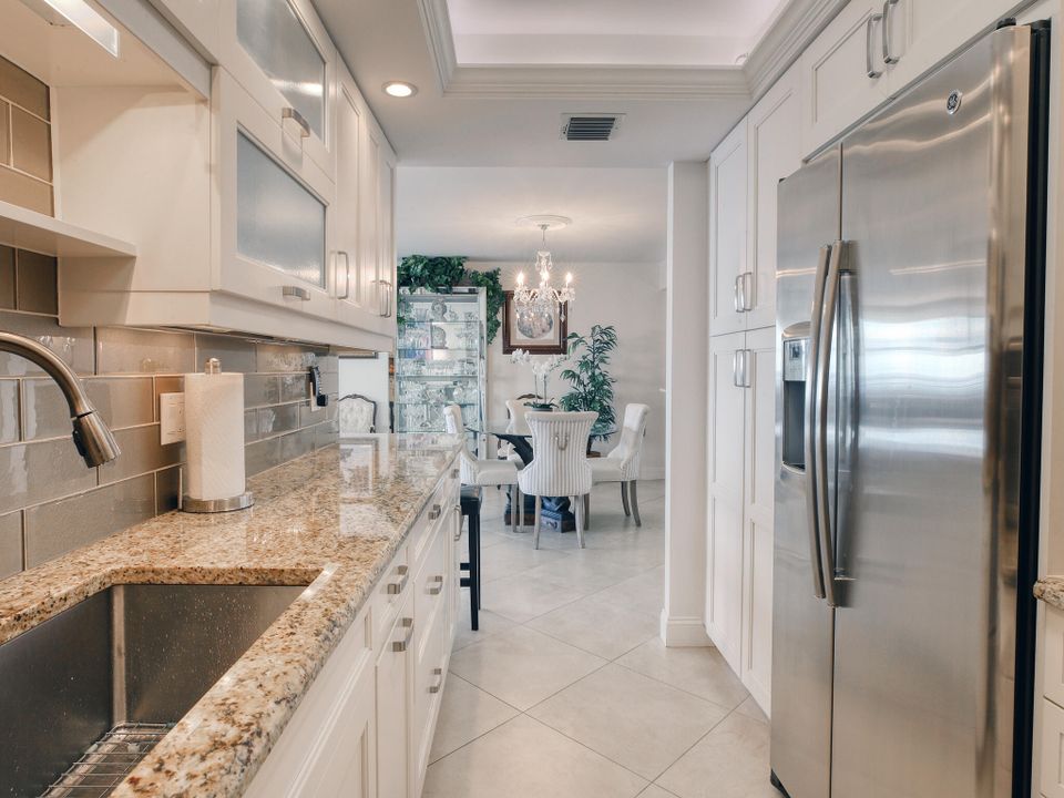 Active With Contract: $15,000 (2 beds, 2 baths, 1470 Square Feet)