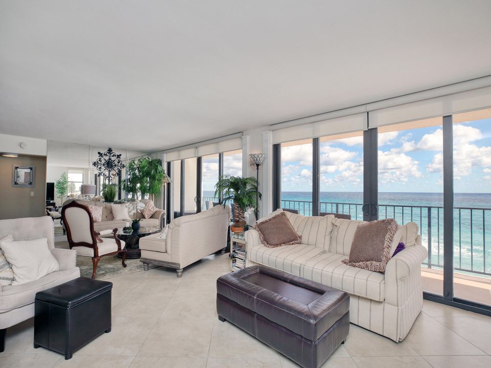 Active With Contract: $15,000 (2 beds, 2 baths, 1470 Square Feet)