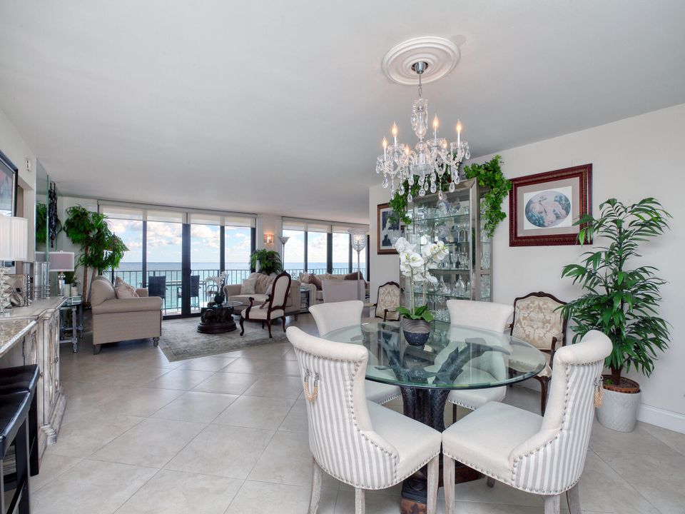 Active With Contract: $15,000 (2 beds, 2 baths, 1470 Square Feet)