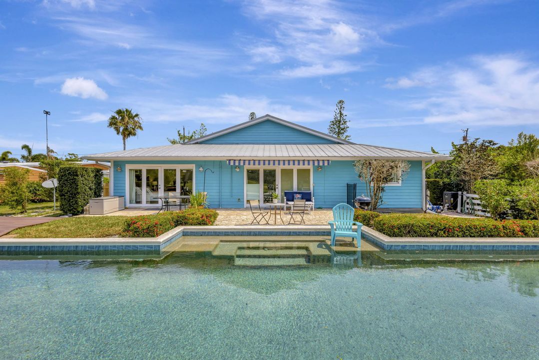 待售: $670,000 (4 贝兹, 2 浴室, 2128 平方英尺)