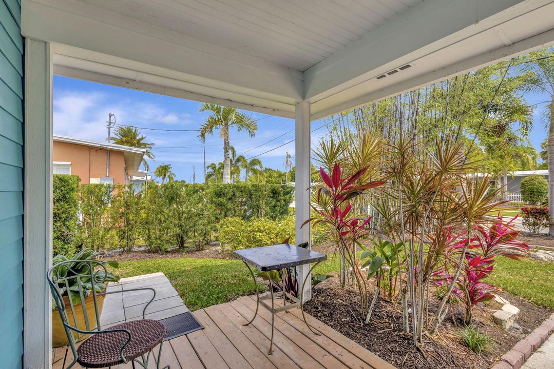 待售: $670,000 (4 贝兹, 2 浴室, 2128 平方英尺)